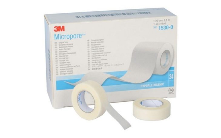 Nastro Adesivo Micropore Traspirante 4 Rotoli - 1,25 Cm X 9,14 M, Colore Carne, Per Cura Ferite, Sport, Fissaggio Bendaggi E Extension Ciglia, Ipoallergenico